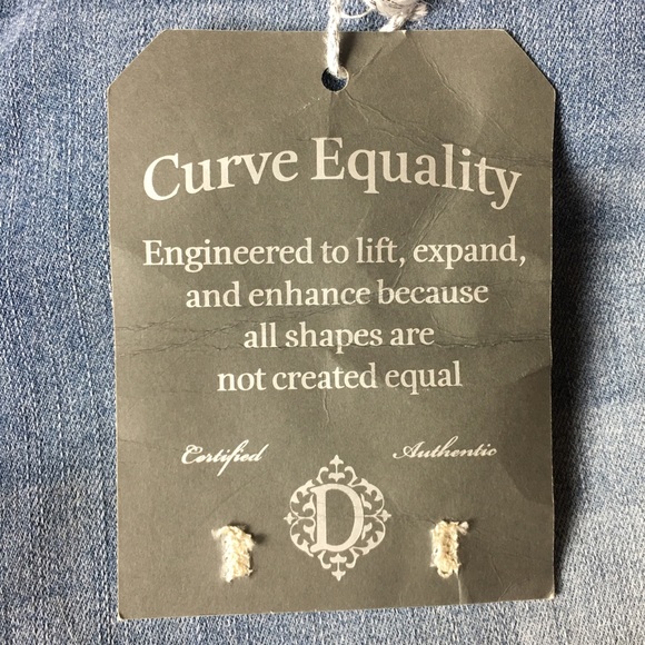 NWT Democracy High Rise Slim Straight Crop - Picture 10 of 12